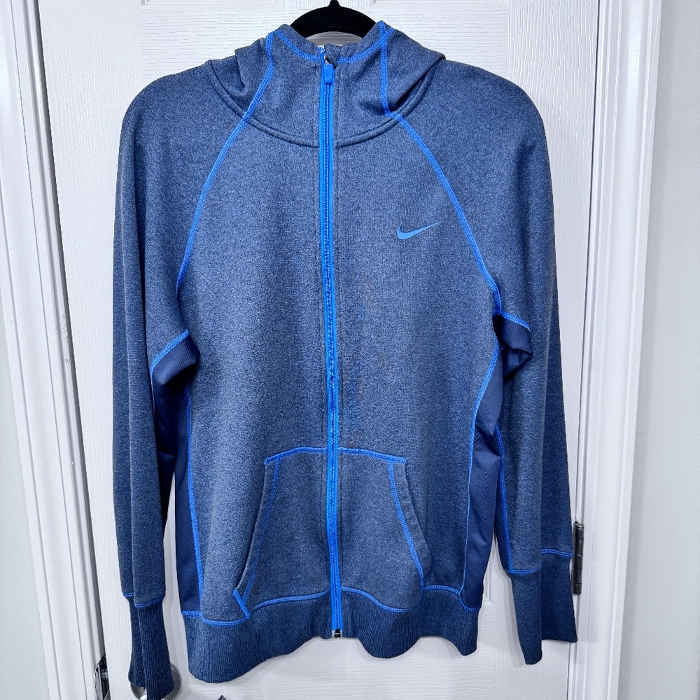 Women's Nike Therma-Fit Full Zip Hoodie, Size Large